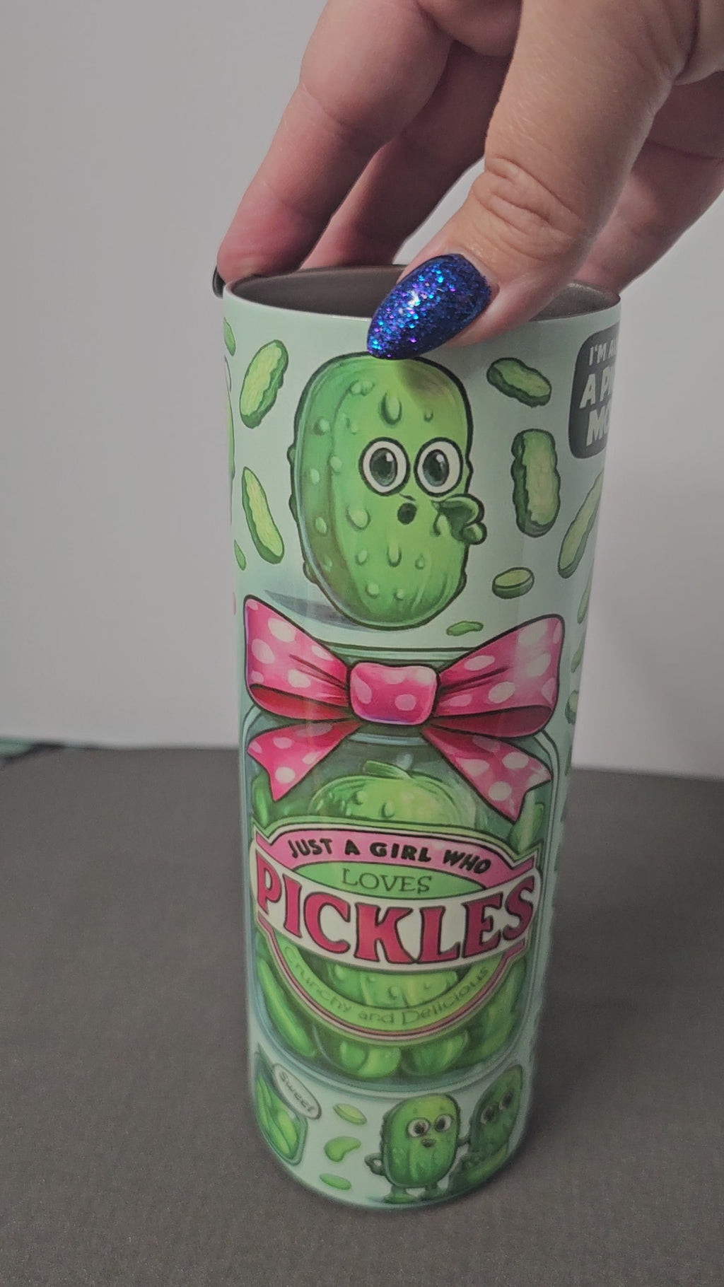 Funny 20oz stainless steel tumbler girl that loves pickles